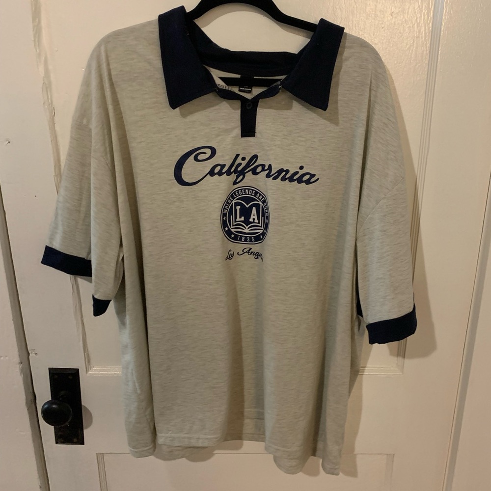 Collard Elbow-Length Tee